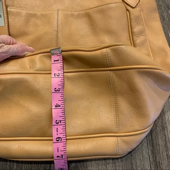 Sophia Caperelli Leather Shoulder Bag Purse - Picture 5 of 15